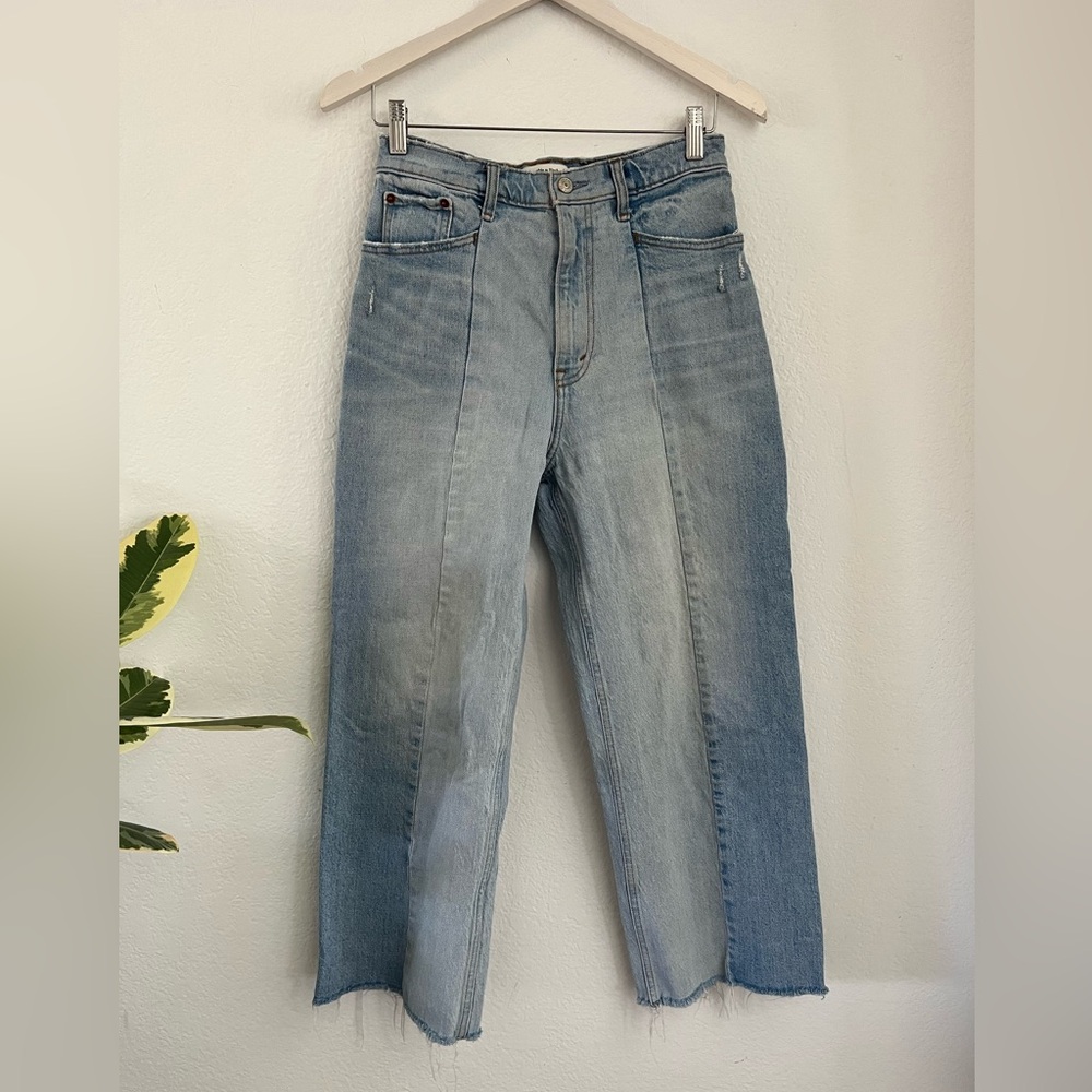 Abercrombie & Fitch Wide Leg Ultra High Rise Crop Jean